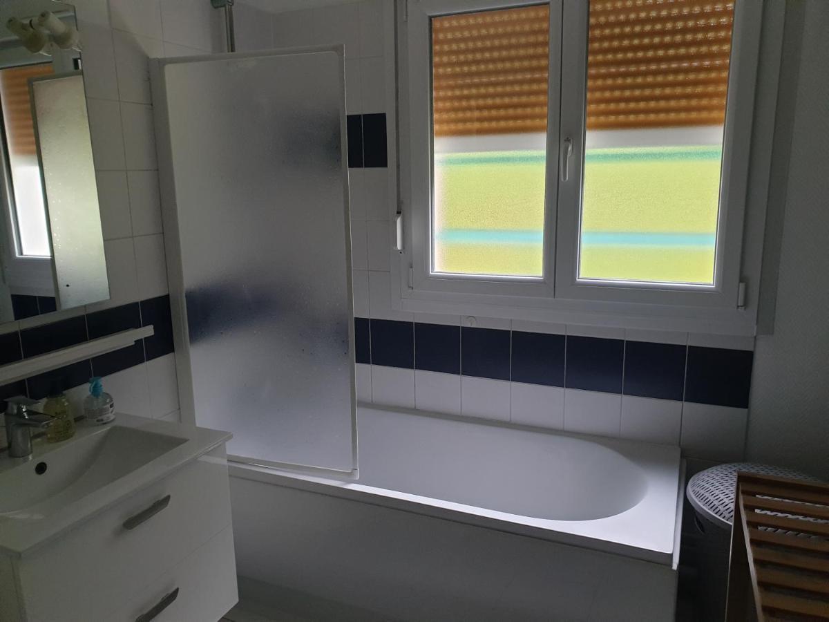 Appartement, Verdun , Proche Centre Ville Bagian luar foto