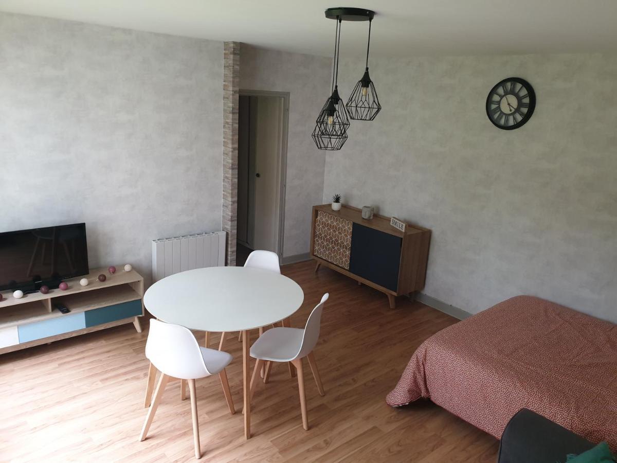 Appartement, Verdun , Proche Centre Ville Bagian luar foto